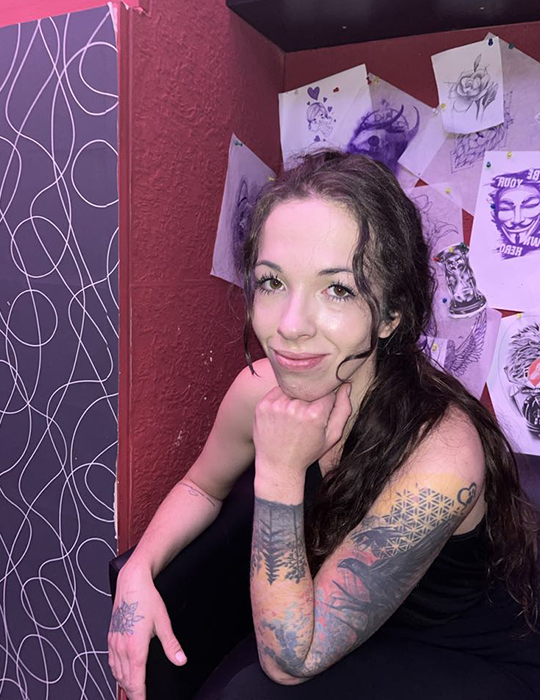 Nixi-Ink Nikol